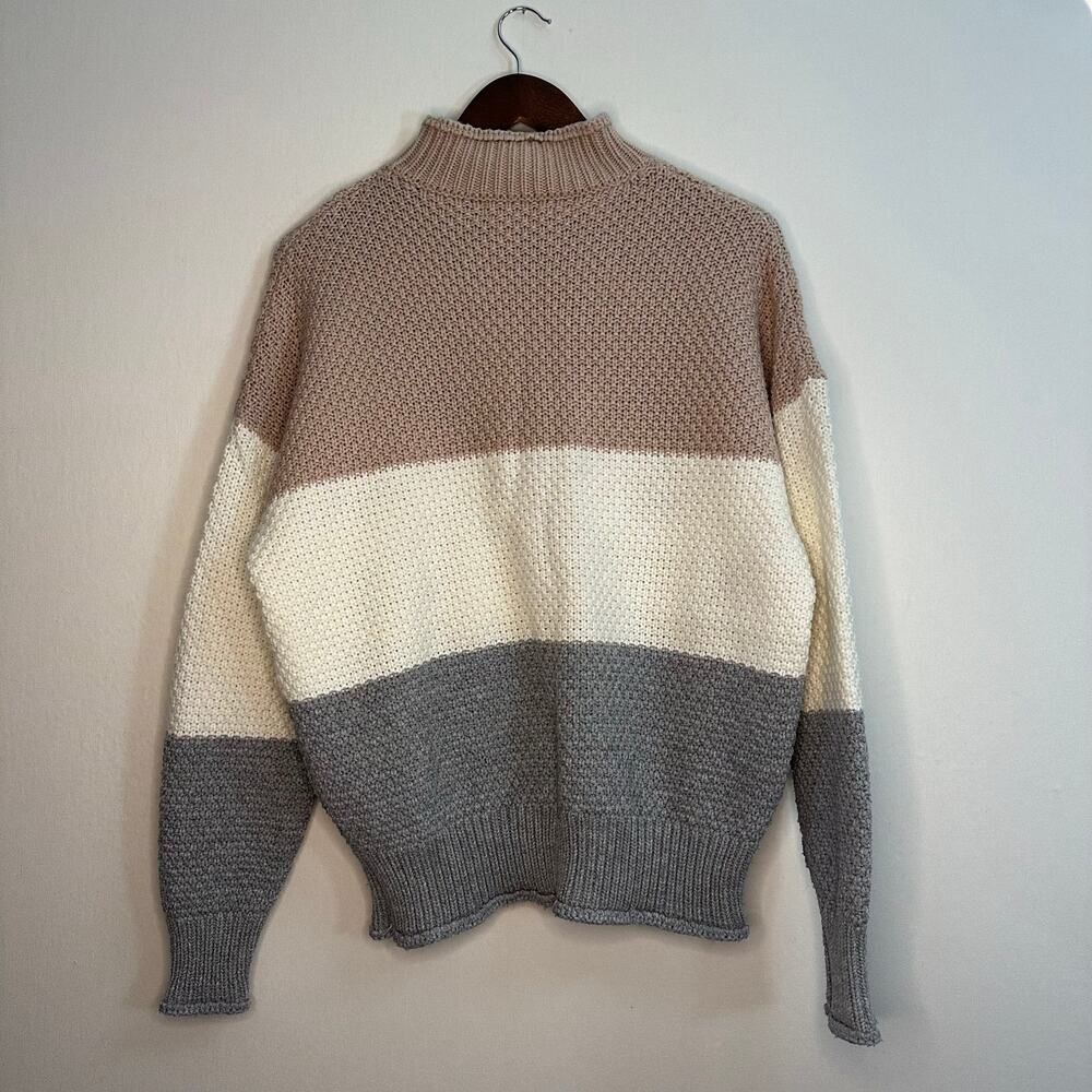 “FASHION” XL Pink, White, and Gray Knit Turtleneck Sweater - Picture 2 of 9